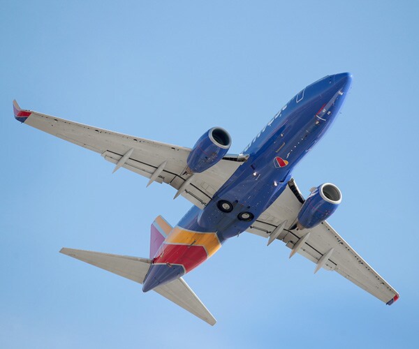 Southwest Nuptials: Couple Gets Married on Cross-Country Flight