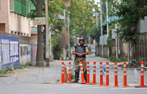 Indian-controlled Kashmir under Strict Lockdown for 9th Day