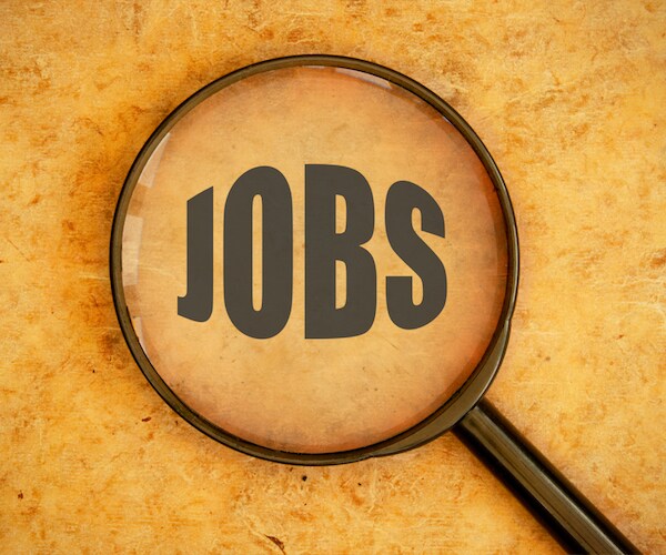 Jobs at Risk of Offshoring, Automation, Study Says