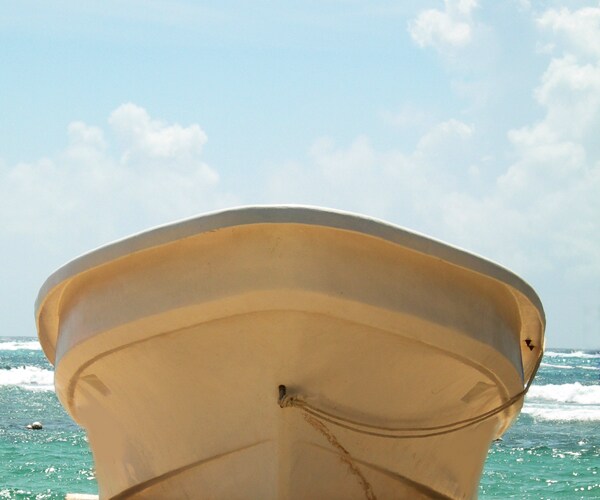 Laguna Beach Lockdown Caused by Abandoned Panga Boat