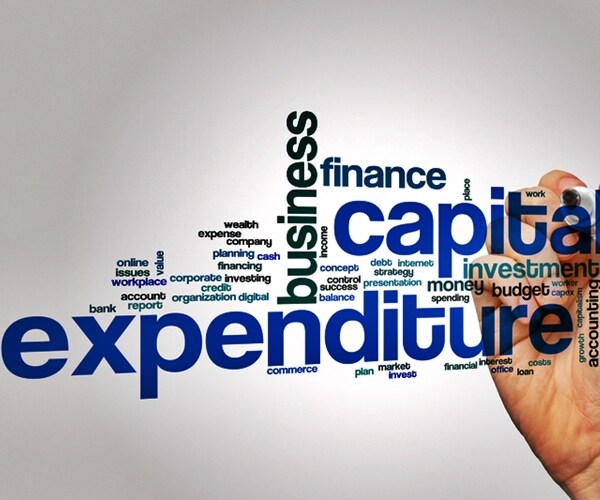 Capital Spending Outlook Another Worry Ahead of Earnings