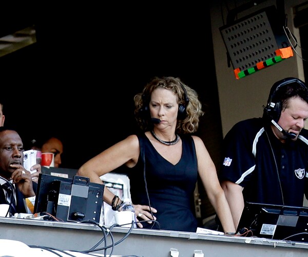 Beth Mowins: First Woman Set to Announce 'Monday Night Football' NFL Game