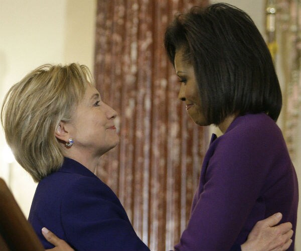 Michelle Makes Passionate Case for Hillary 