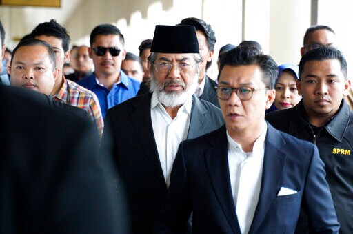 Malaysian Prosecutors Drop Second High-profile Graft Case