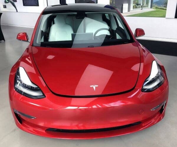 Tesla to Suspend Shanghai Production for Upgrade