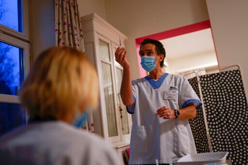 EU Regulators OK Increasing Doses from Virus Vaccine Vials