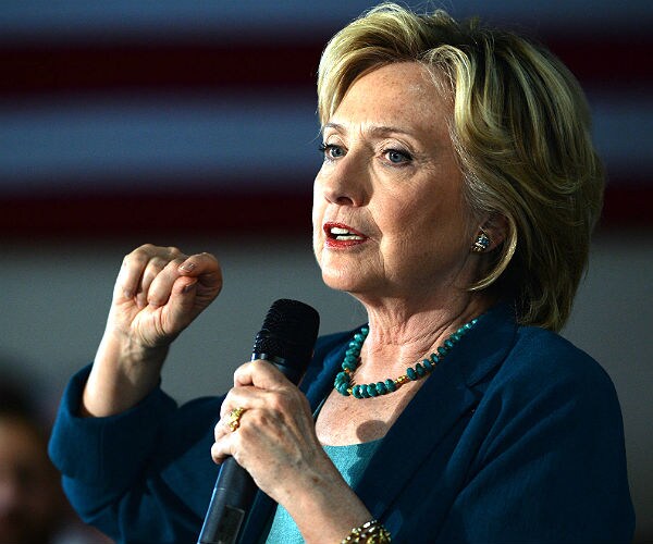 Report: Hillary's Press Operation 'Blackmailed' Reporters
