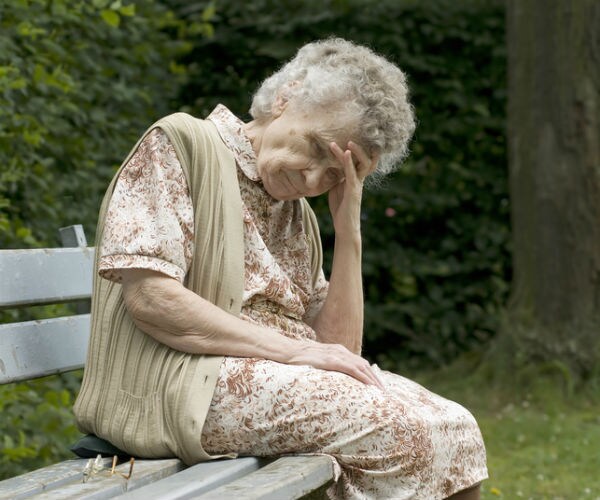 Depression May Be More Severe in Elderly People