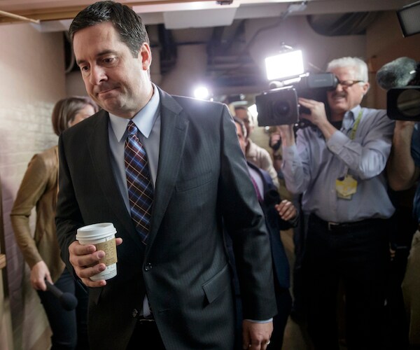 Republicans Back Nunes as Democrats Call for His Recusal