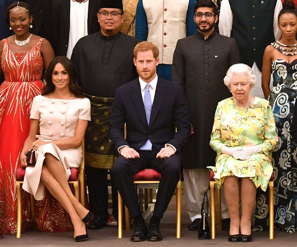 Meghan Markle's Crossed Legs Take Sudden 'Duchess Slant'