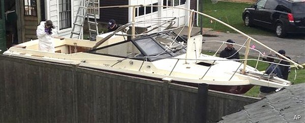 Boston Bombing Suspect Scrawled Confession in Boat