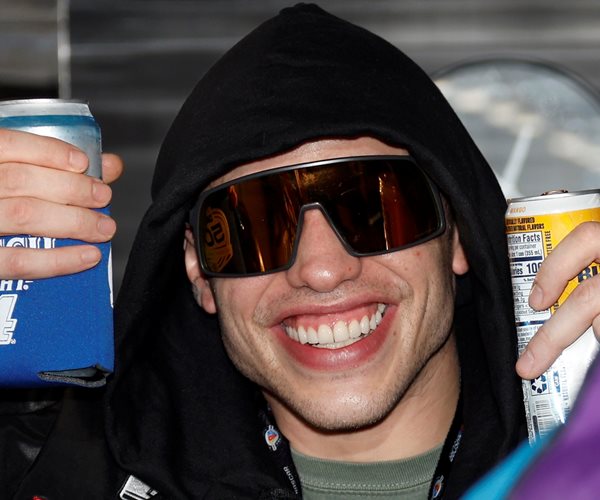 Pete Davidson Gets 50 Hours Community Service After Crash