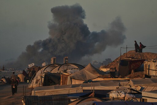 Gaza Death Toll Mounts as Hamas Is Still Considering Its Response to Trump's Peace Proposal