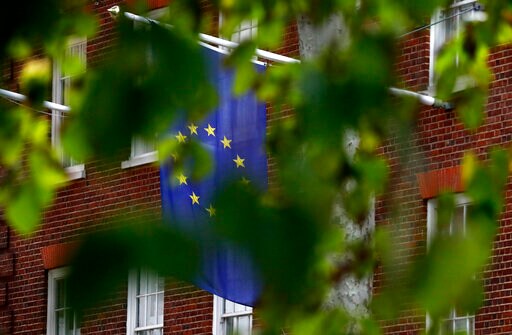 Negotiators Hunker Down as Brexit Talks Hit Final Weeks