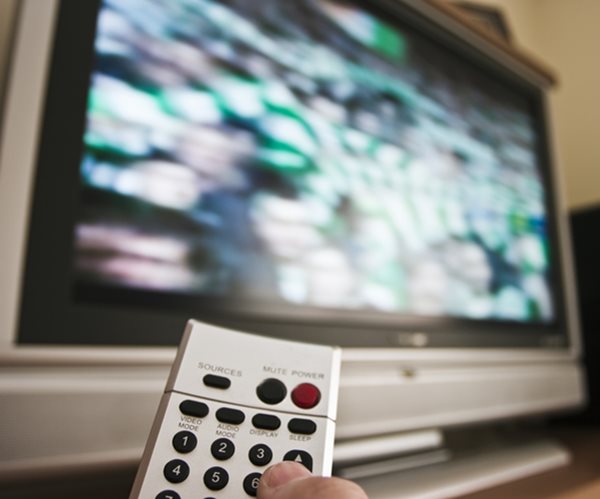 Fox to Buy 7  TV Stations from Sinclair, Tribune Media for $910 Million