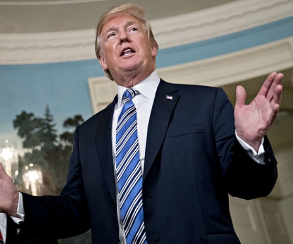 Trump Is Weapon in Chicago Mayor's Race 