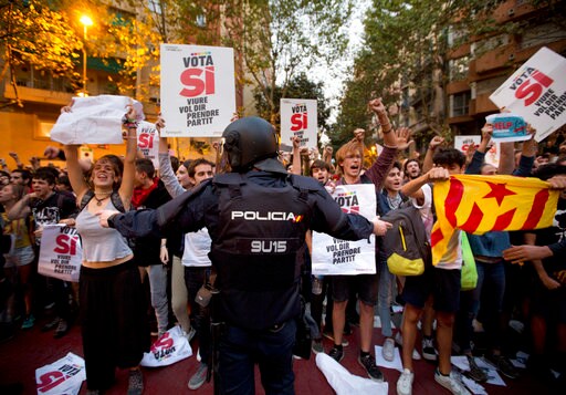 Spain: Court Ponders Sedition Charges for Catalan Protesters