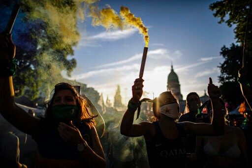 Argentina's Lower House Approves Draft Legalizing Abortion