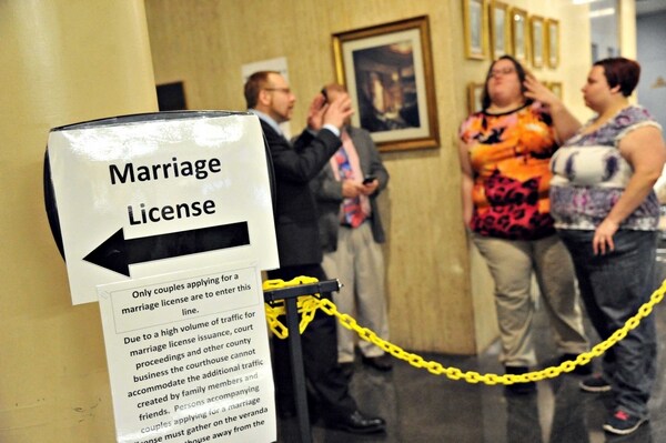 Alabama Begins Issuing Marriage Licenses to Gay Couples