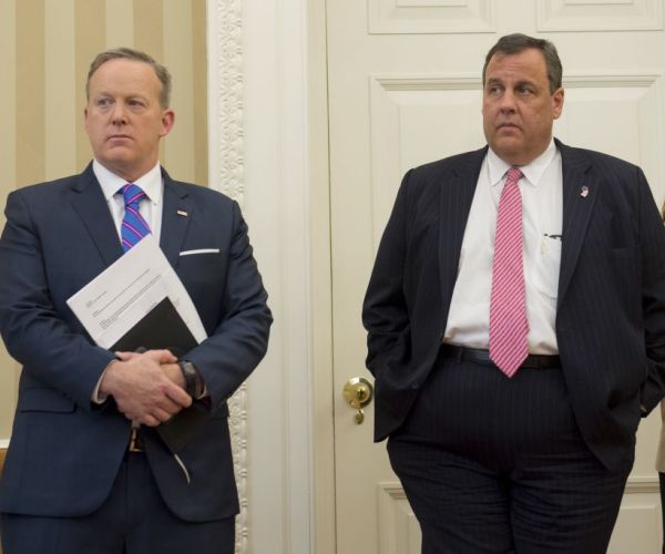 Axios: Christie Not Taking a Position in White House