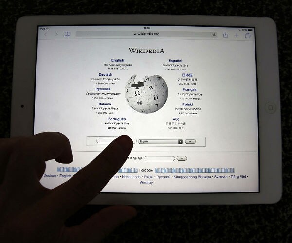 Pentagon Accused of Plagiarizing From Wikipedia