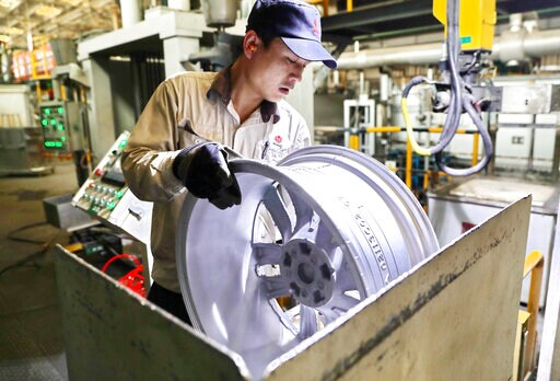 US, China Envoys Hold Last Talks before March 1 Deadline