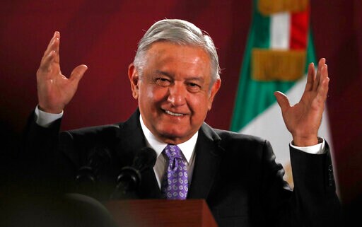 Mexico Can't Sell Presidential Jet, Tries Odd Sales Pitches