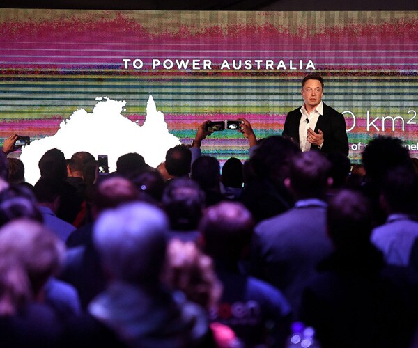 Tesla Lithium Battery Installed in Australia Is World's Largest