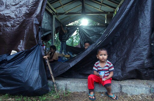 Bali Volcano Danger Signs Unabated Week after High Alert Set