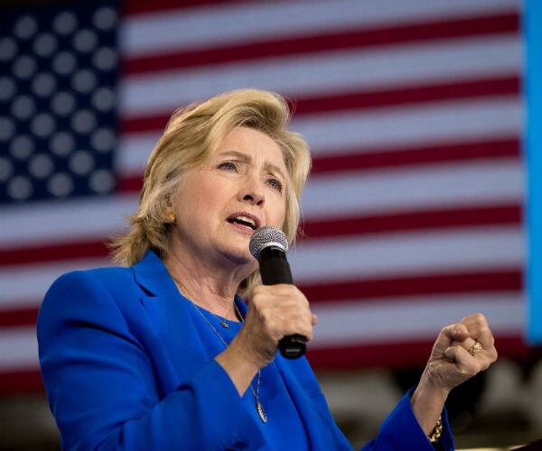 Hillary Clinton and Her Top Allies Plan Post-Debate Blitz