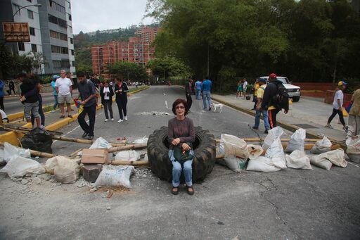 US Warns on Sanctions over Venezuela's Move on Constitution