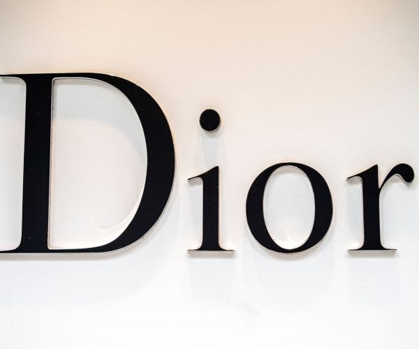 LVMH to Turn off Lights Earlier at Night in France