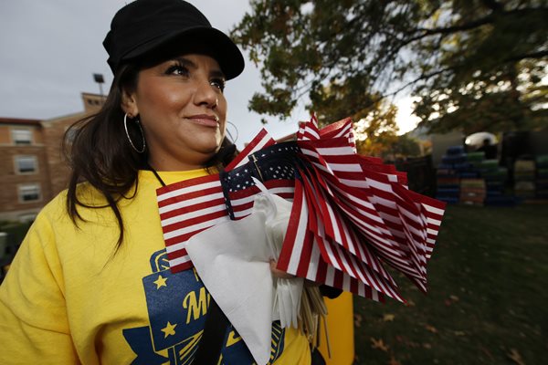 Party Weakness Strengthens Outsiders 