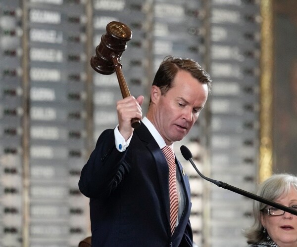 Texas House Finally Gets 99 to Reach Special Session Quorum