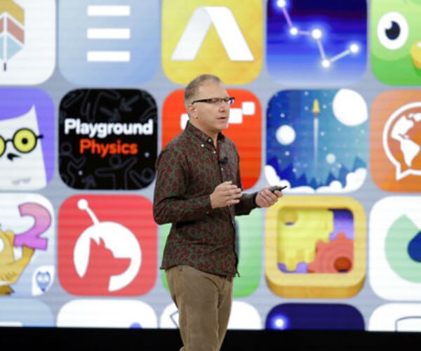 Apple Introduces New $329 IPad at Education Event