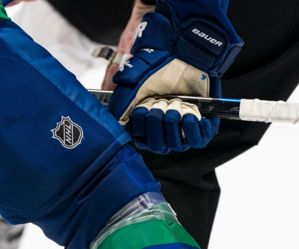 NHL Players Agree to Resume Virus-Hit Season Aug. 1 in Canada