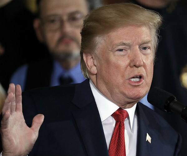 Dems Urge Trump to Not Impede in Mueller's Probe