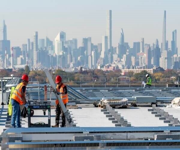 solar panels atop LaGuardia Terminal B garage