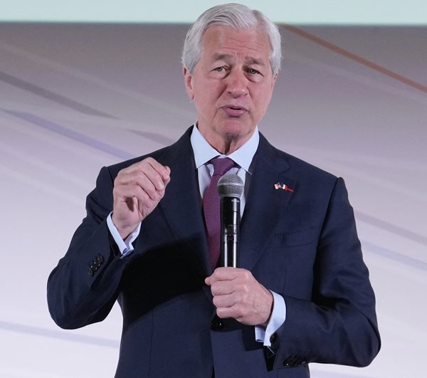 JPMorgan Chase's top brass will take center stage at its investor day Monday, with tariffs and a suc...