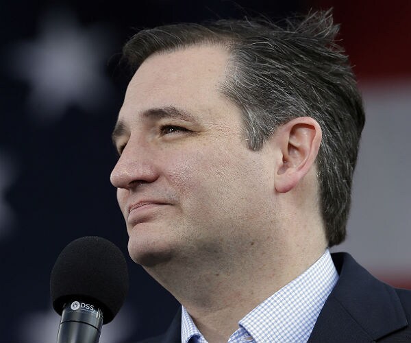 Cruz: I Won't Go 'On Bended Knee' for McConnell 