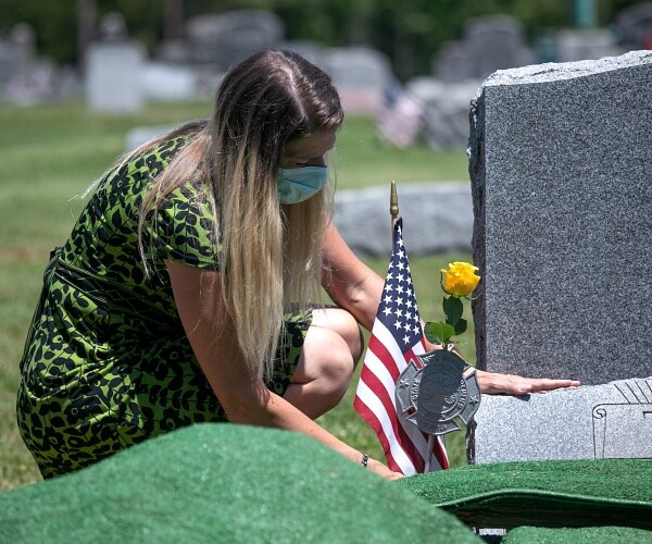 socially distanced burial
