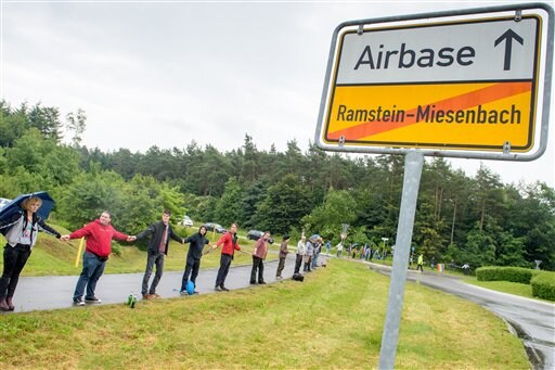 Demonstrators Form Human Chain near US Base in Germany