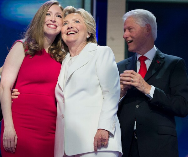 Huckabee: Bill Clinton 'Doesn't Have The Magic That He Once Had'