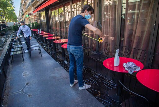 Paris Cafes, Restaurants Partially Reopen Post-lockdown