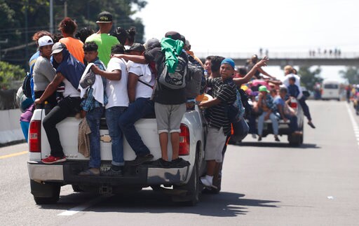 Growing Caravan of Migrants Pushes Deeper into Mexico