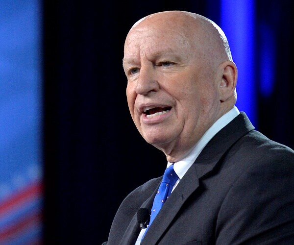kevin brady speaks onstage