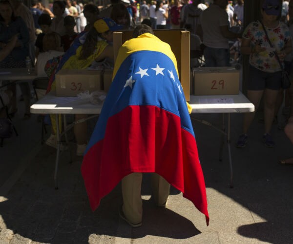 At Least 1 Person Shot Dead During Venezuela Voting