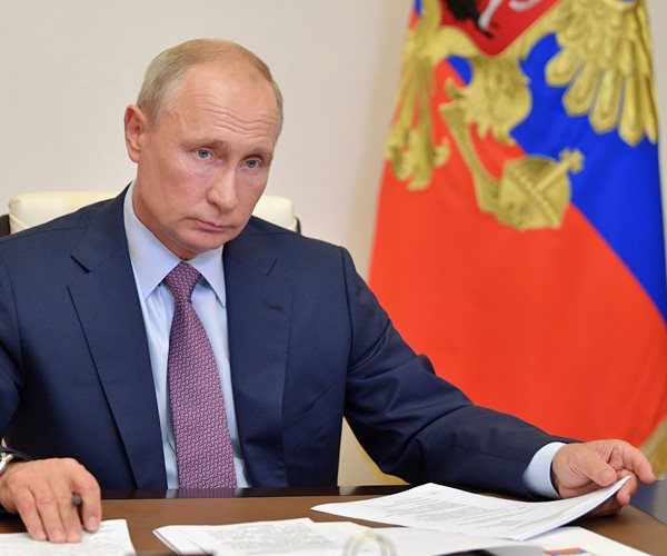 Putin Orders Amendments Extending His Rule Into Constitution