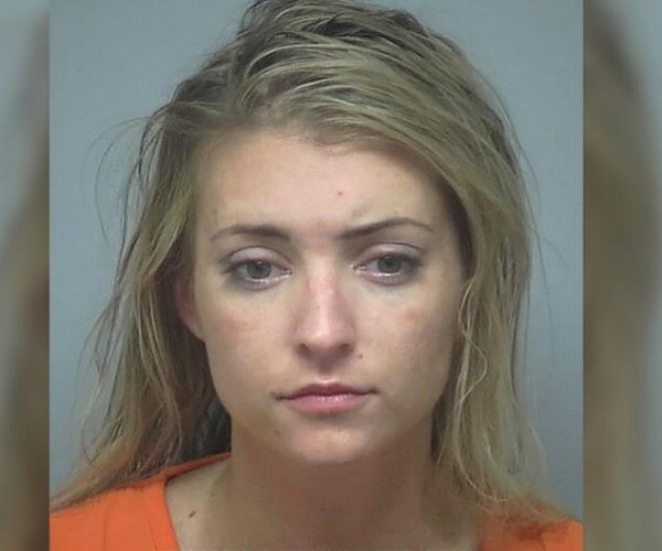 'Clean, Thoroughbred, White Girl' Says Don't Jail Me Bro