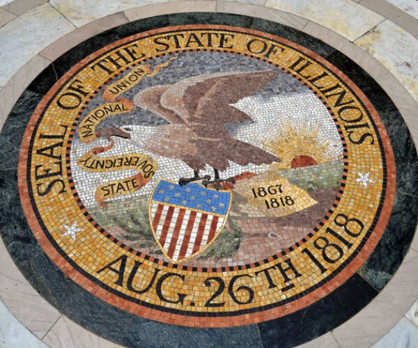 Illinois Races to Cobble Budget Fix as Junk Downgrade Looms